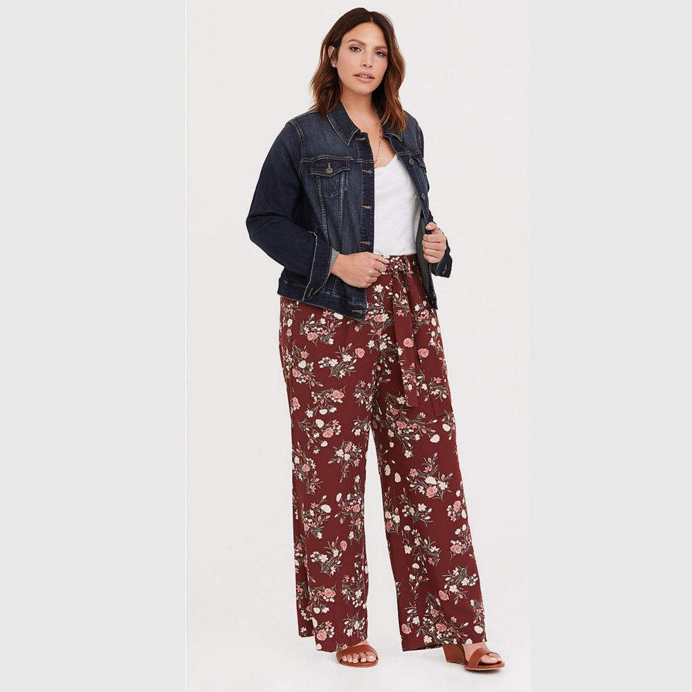Torrid Crepe Floral Wideleg Pants